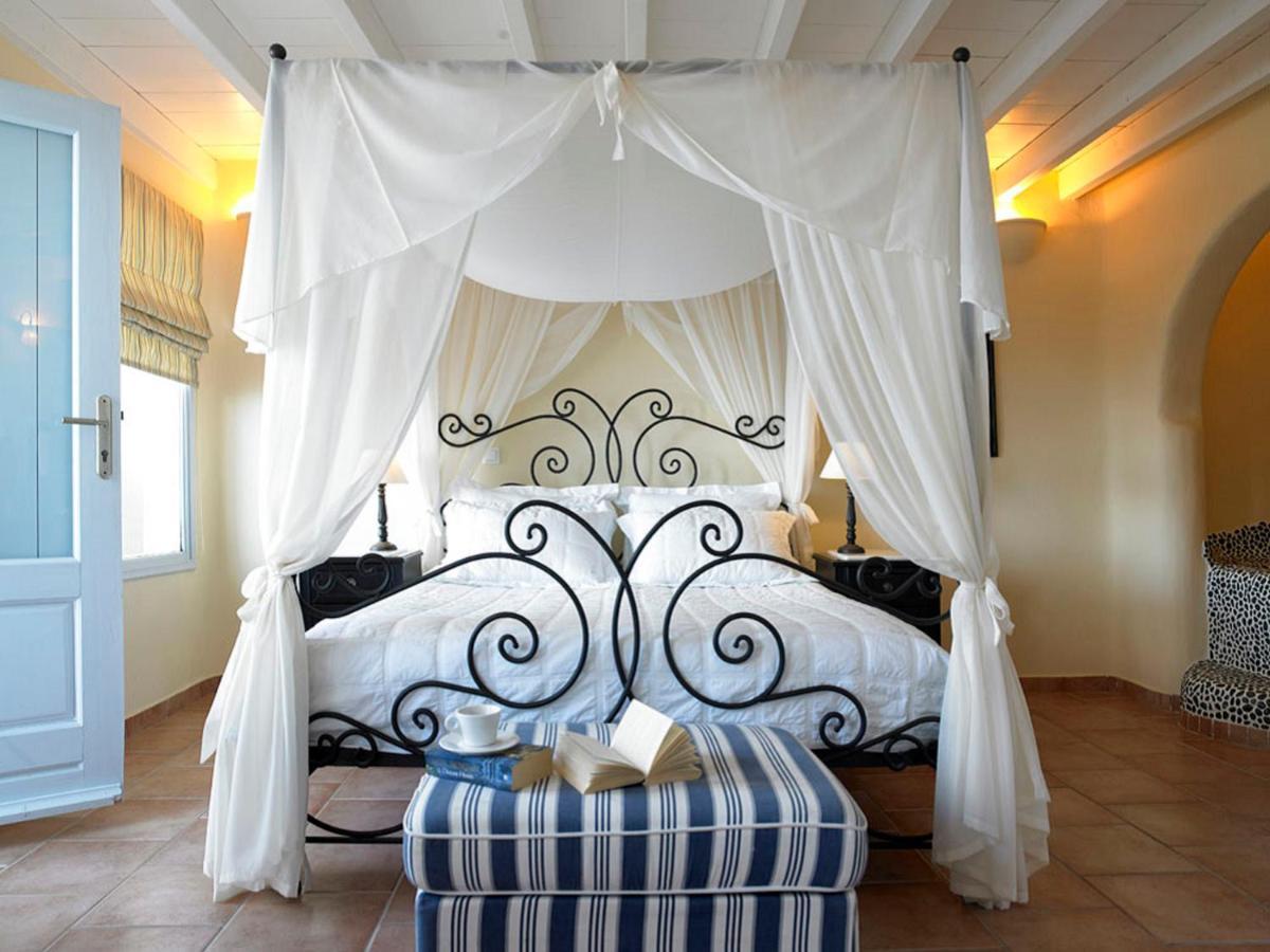 Suites Of The Gods Cave Spa Hotel Мегалохори Екстериор снимка