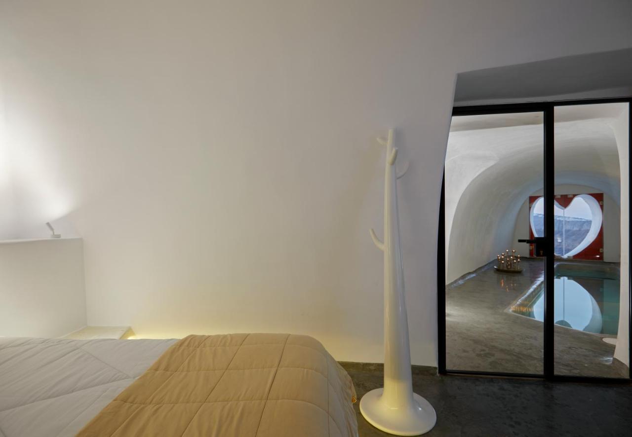 Suites Of The Gods Cave Spa Hotel Мегалохори Екстериор снимка