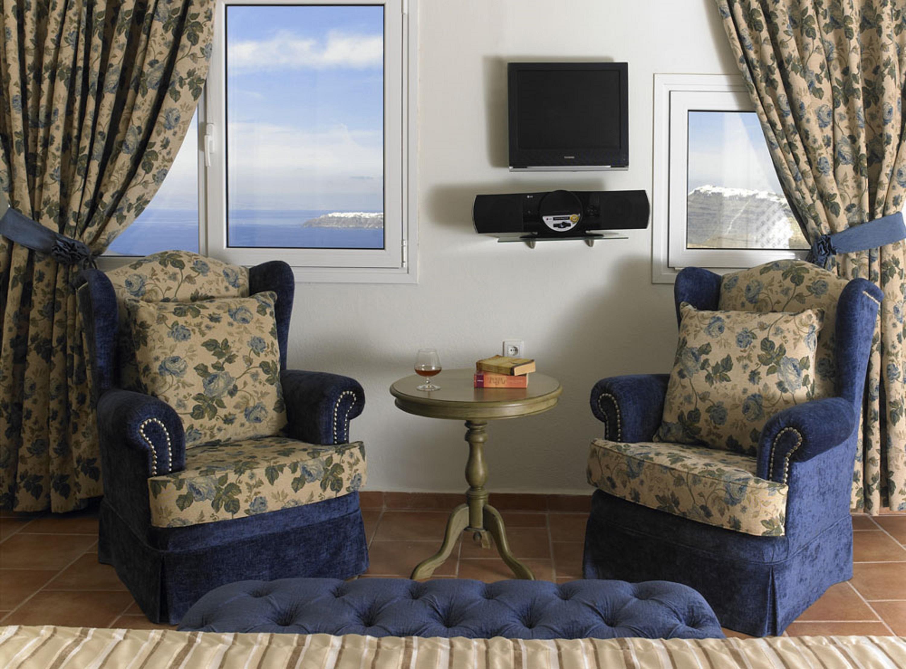 Suites Of The Gods Cave Spa Hotel Мегалохори Екстериор снимка