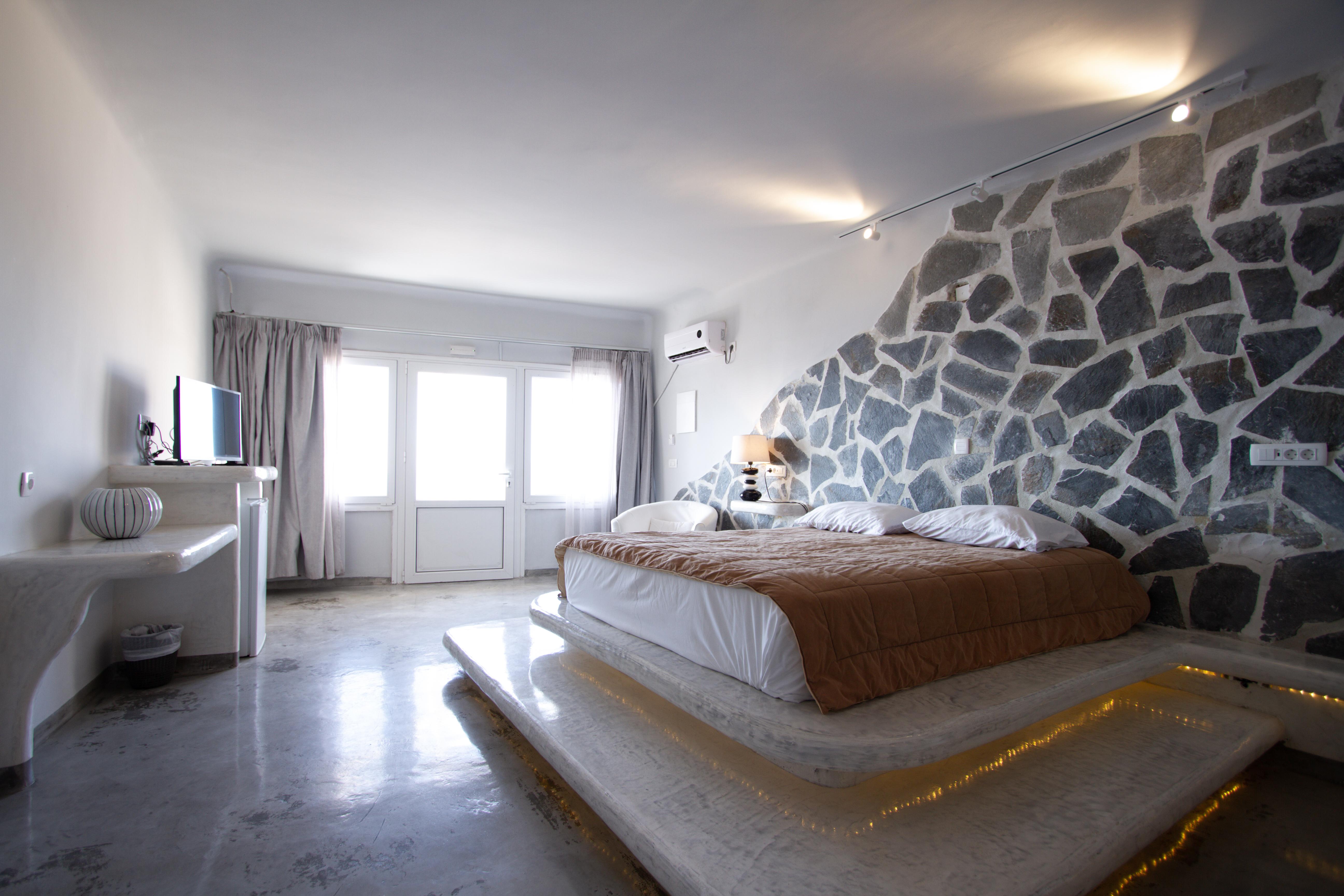 Suites Of The Gods Cave Spa Hotel Мегалохори Екстериор снимка
