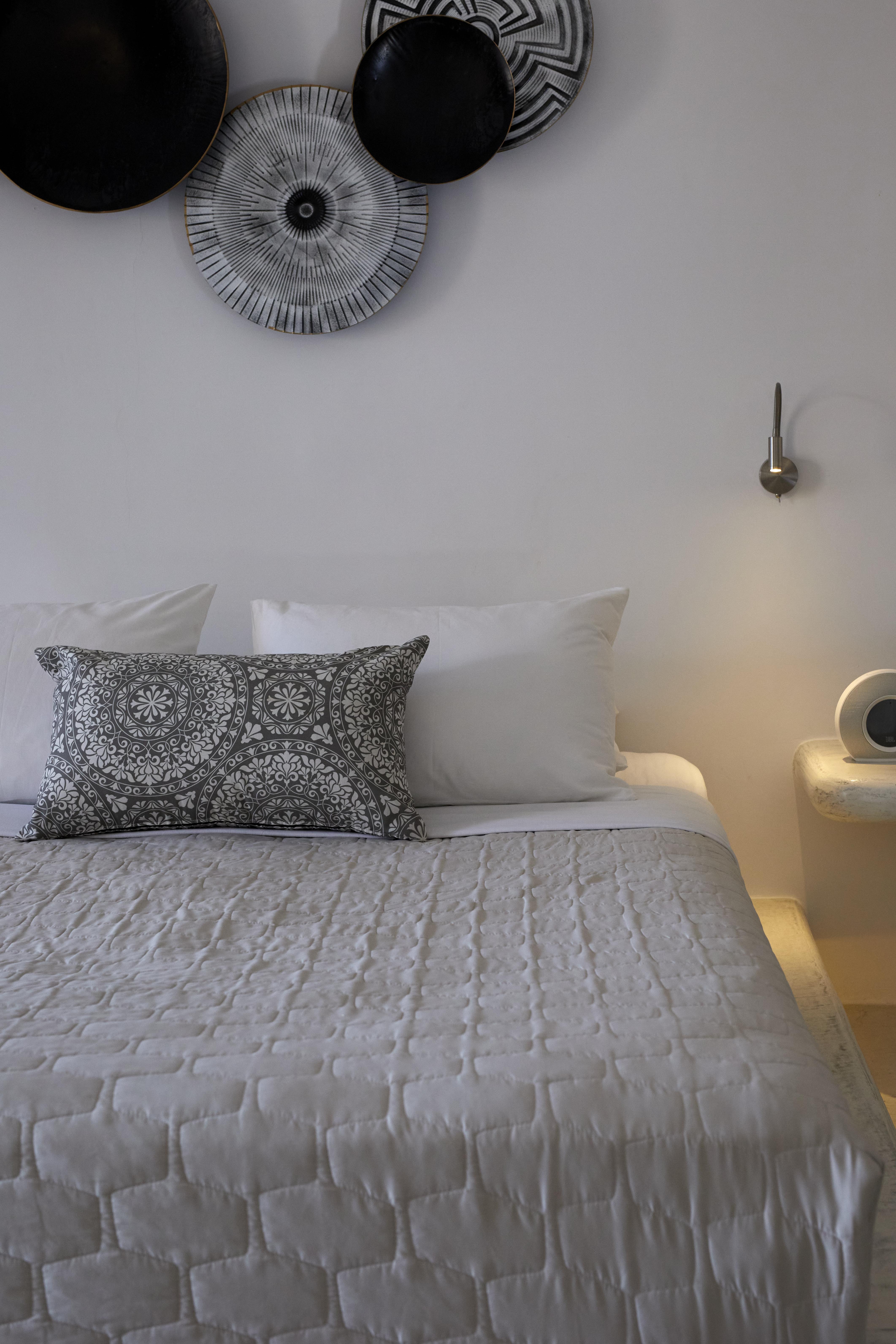 Suites Of The Gods Cave Spa Hotel Мегалохори Екстериор снимка