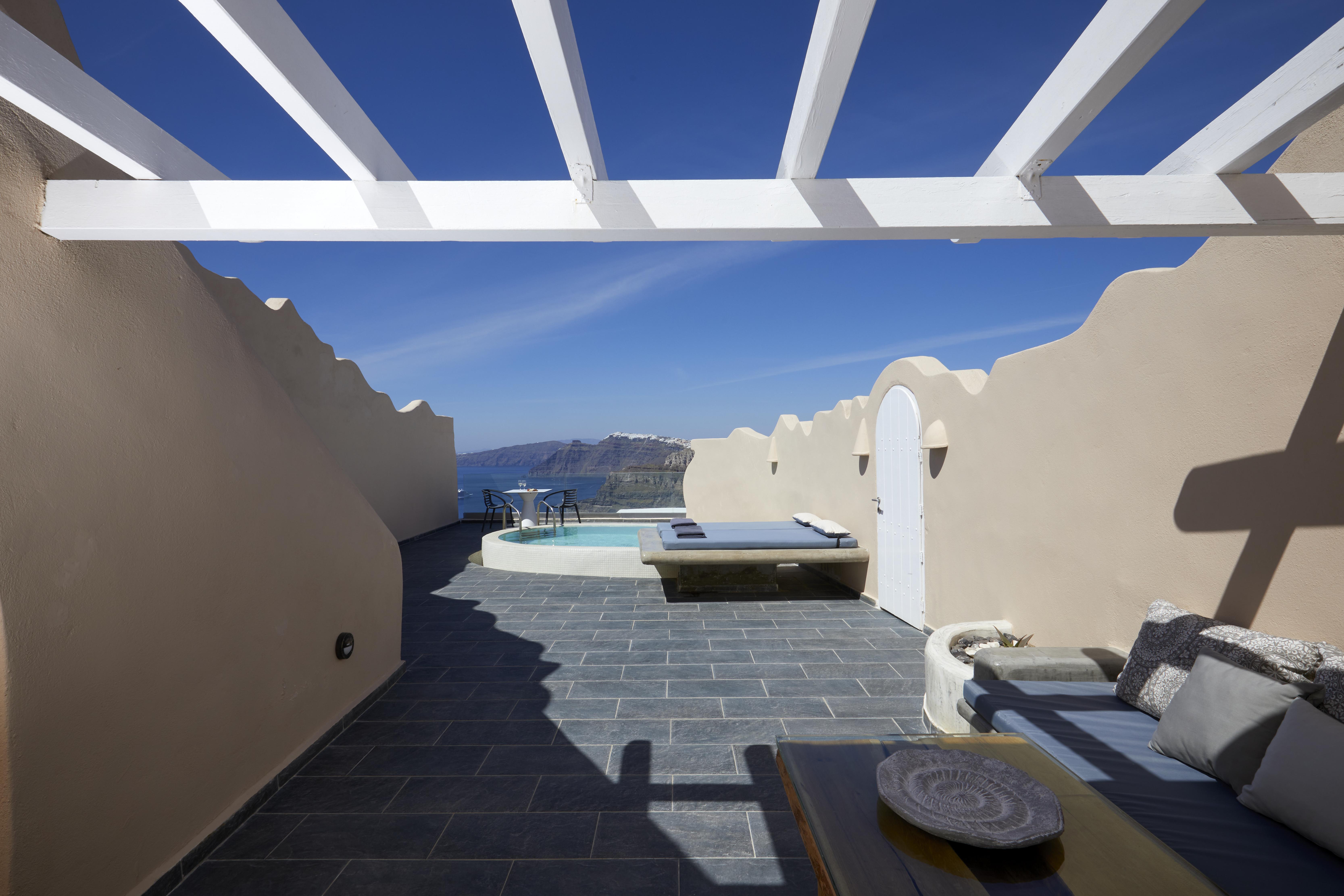 Suites Of The Gods Cave Spa Hotel Мегалохори Екстериор снимка