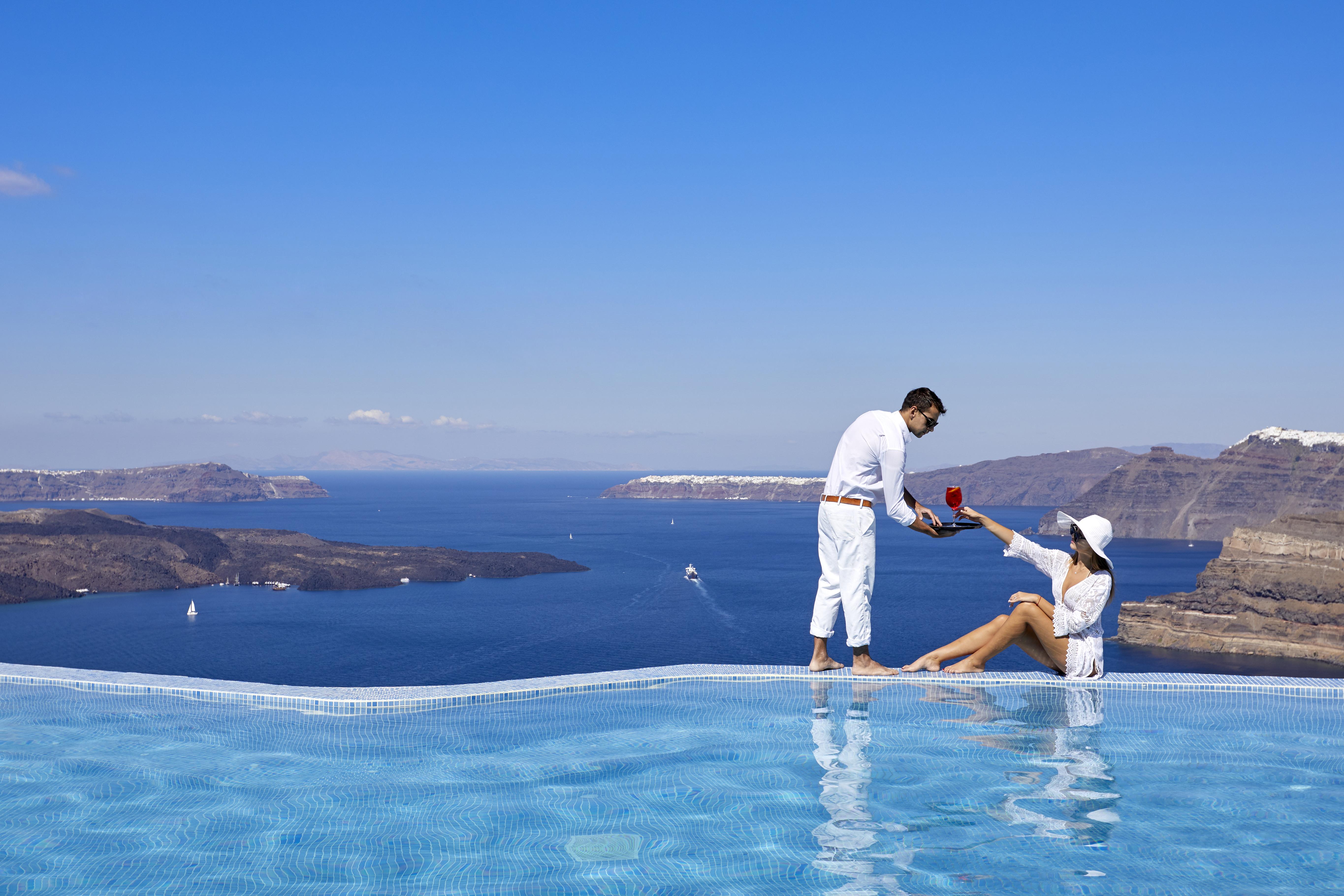 Suites Of The Gods Cave Spa Hotel Мегалохори Екстериор снимка